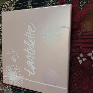 Tartelette Juicy Amazonion Clay Palette